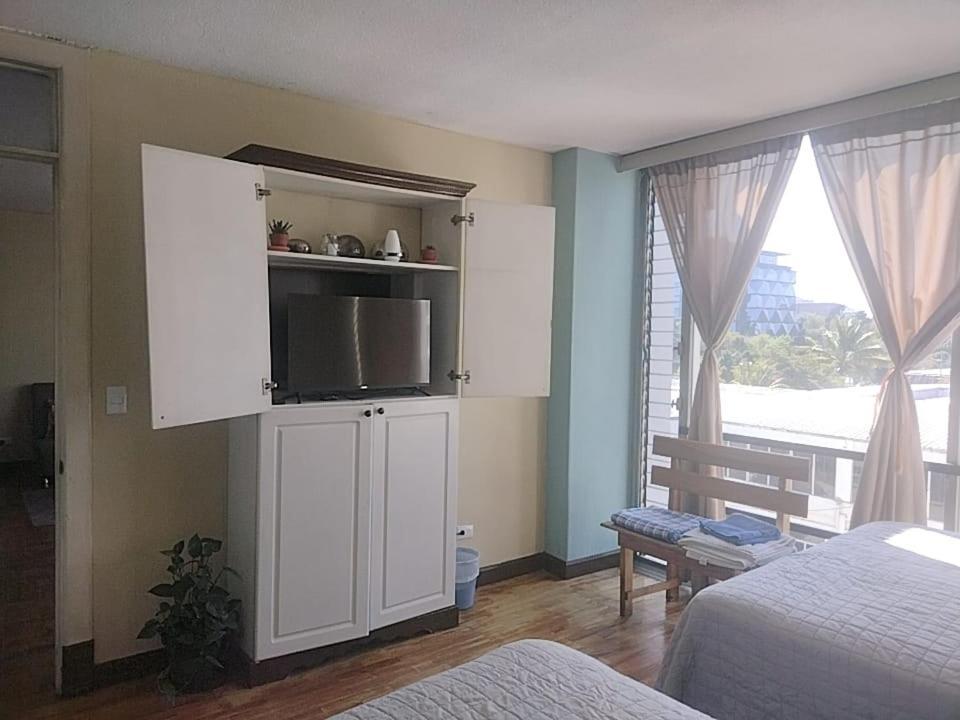 Apartamento 505 Cortijo Reforma Zona 9 グアテマラシティ エクステリア 写真